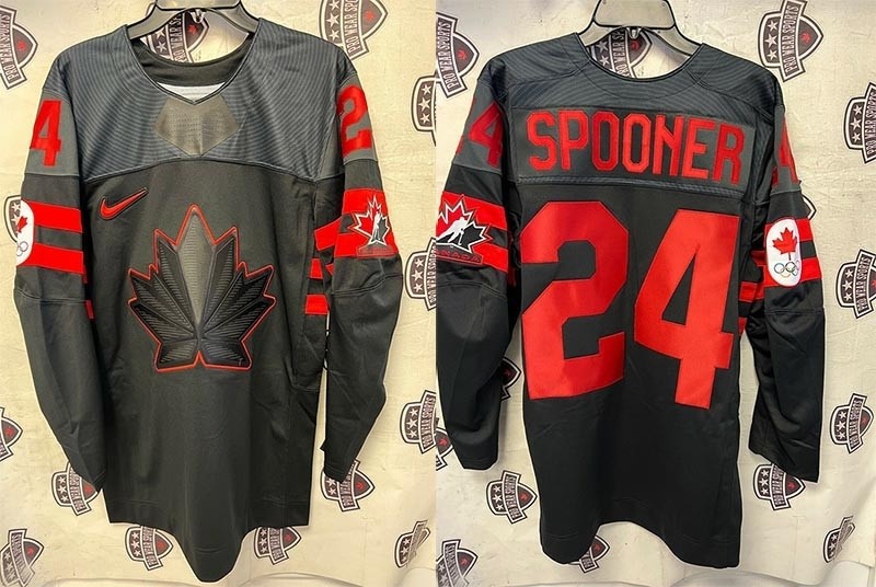 Men's 2022 Team Canada Olympic #24 Natalie Spooner Black Nike Hockey Jersey